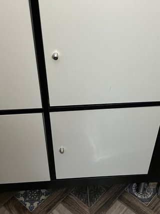 Mueble IKEA 8 puertas blancas