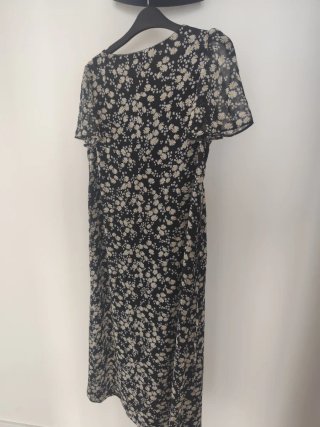 Vestido largo floral New Look talla M