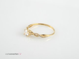 anillo oro 18k con piedra con circonita