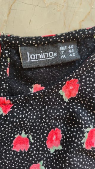 Abito corto Boohoo floreale nero e rosso
