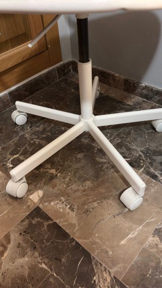 Silla de Oficina Ikea GRIS oscuro  y Blanca