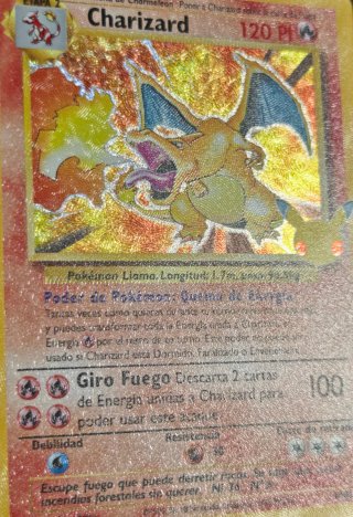 Charizard holo Celebraciones 25th