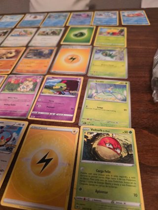 Cartas Pokémon Variadas