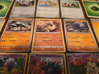 Cartas Pokémon Variadas