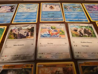 Cartas Pokémon Variadas