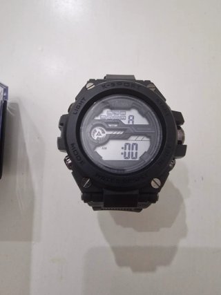 Reloj deportivo nuevo