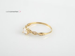 anillo oro 18k con piedra con circonita