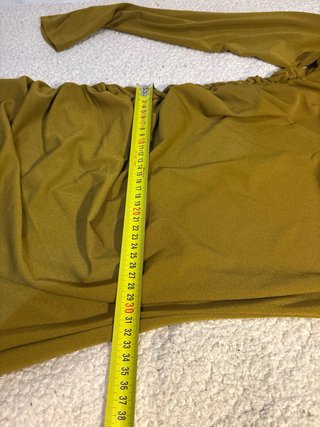 Abito H&M verde con drappeggio taglia M