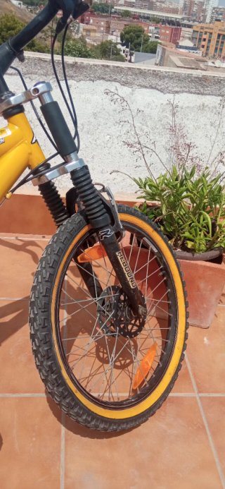 Bicicleta de montaña Demon Dual Suspension