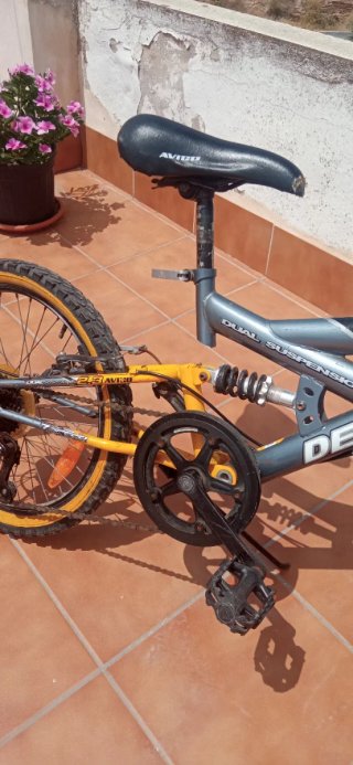 Bicicleta de montaña Demon Dual Suspension