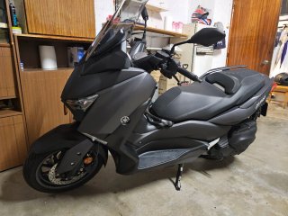 Yamaha XMAX 400 ABS Maxi Scooter