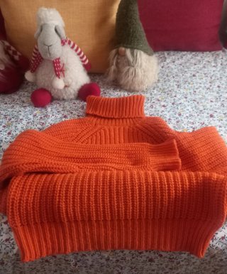 Jersey lana cuello alto naranja