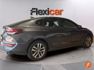 Hyundai i30 1.0 TGDI Essence Fastback