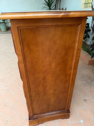 Cómoda de madera