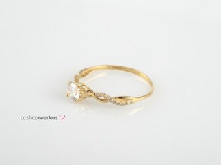anillo oro 18k con piedra con circonita