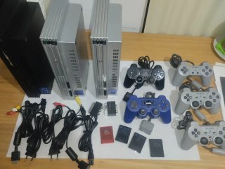 Consola PS2, Mandos PS1/PS2, Memory Cards y Cables