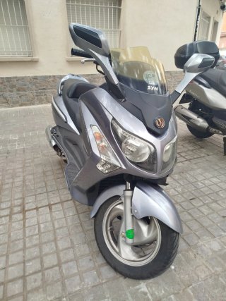 Sym GTS 125 Scooter