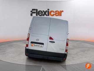 Nissan NV400 136CV