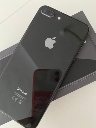 iPhone 8 Plus Negro