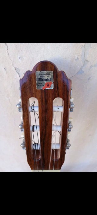 Guitarra Española Alhambra Iberia