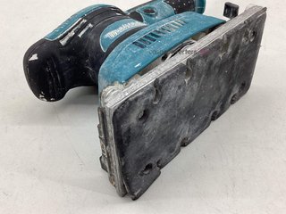 lijadora orbital makita bo3711