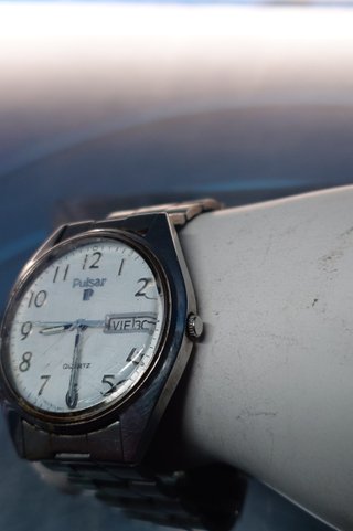Orologio al quarzo vintage Pulsar Y563-8449