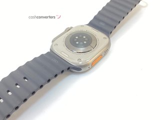 apple watch ultra 3 49mm (gps 5g) titanio