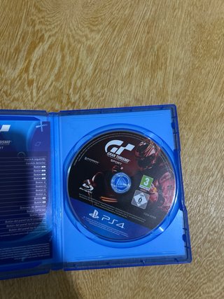PS4 Gran Turismo Sport