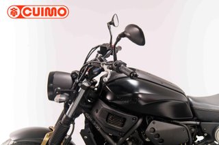 YAMAHA XSR 700