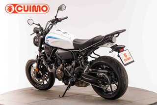 YAMAHA XSR 700