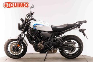 YAMAHA XSR 700