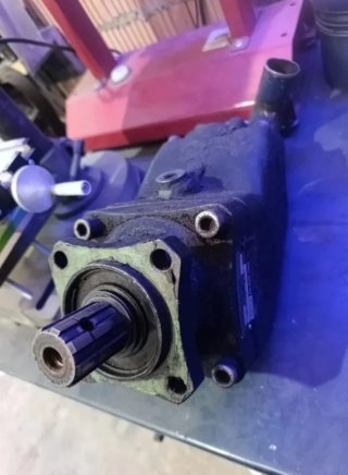 Bomba Hidráulica Doble Caudal