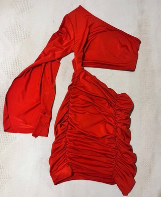 Vestido Rojo una Manga Fruncido Elegante