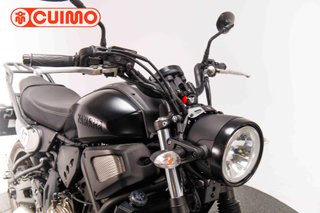 YAMAHA XSR 700