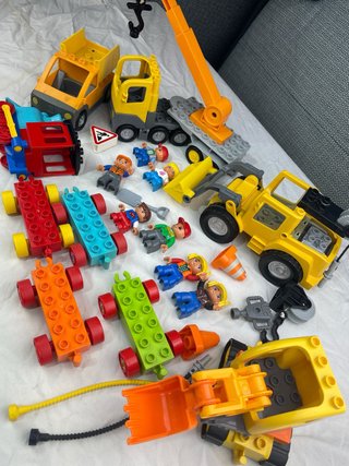 Treno Lego Duplo in costruzione