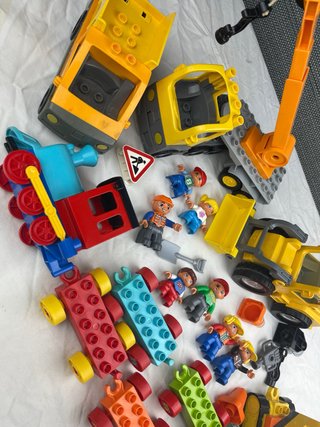 Treno Lego Duplo in costruzione