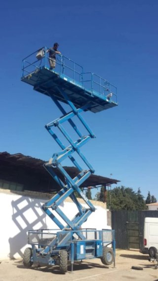 Plataforma Elevadora 15m Diesel 4x4