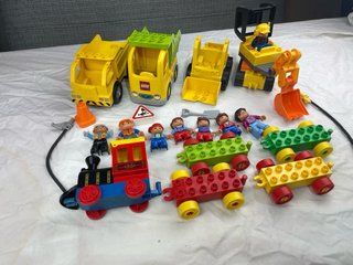 Lego Duplo treno opera