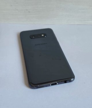 Samsung Galaxy s10e