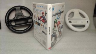 🇪🇸 Pacco Mario Kart Wii + 2 volanti Wii