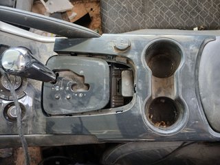 CONSOLA CENTRAL Peugeot 3008 (05.2009->)