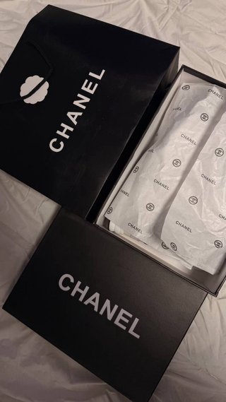 Sneakers Chanel Bianche e Nere
