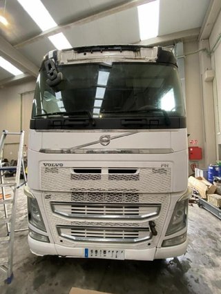 Válvula ECAS Volvo 21083660 FH4