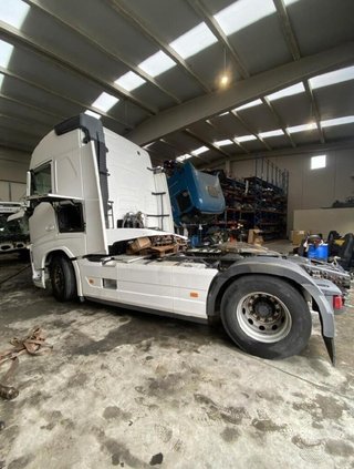 Válvula ECAS Volvo 21083660 FH4