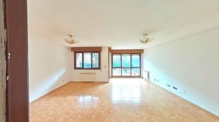Casa adosada en venta en Astillero (El)