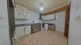 Casa adosada en venta en Santa María de Cayón