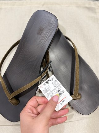 Sandalias Zara Marrón Verde Oliva