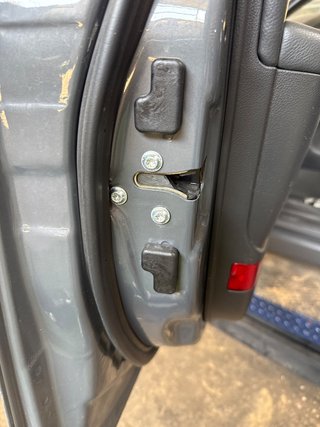 CERRADURA PUERTA DELANTERA IZQUIERDA Chevrolet Epica (2006->)