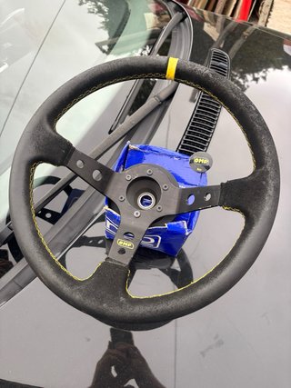 Volante OMP con piña Sparco