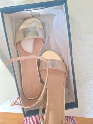 Sandalias doradas Marypaz Talla 38
